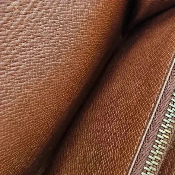 📍SOLD📍Louis Vuitton Monogram Wallet - Picture 9 of 17